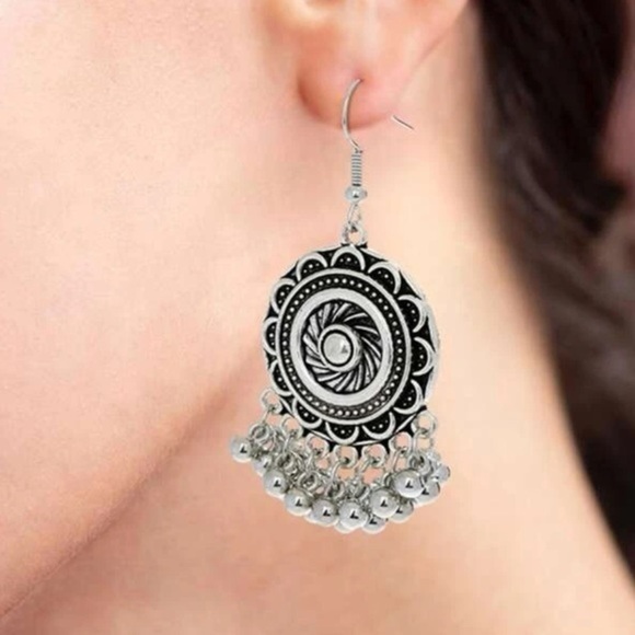 Silver-Tone Bead Tassel Drop Earrings BRAND NEW - Picture 3 of 6